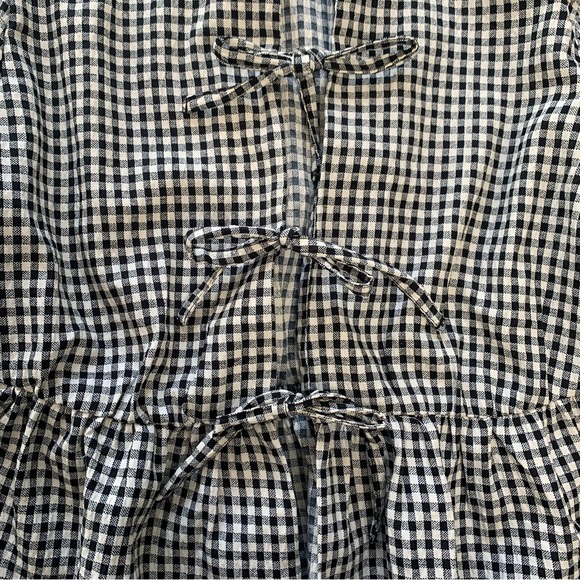 Indulge Gingham Cropped Tie Front Puff Sleeve Blouse - Picture 3 of 6